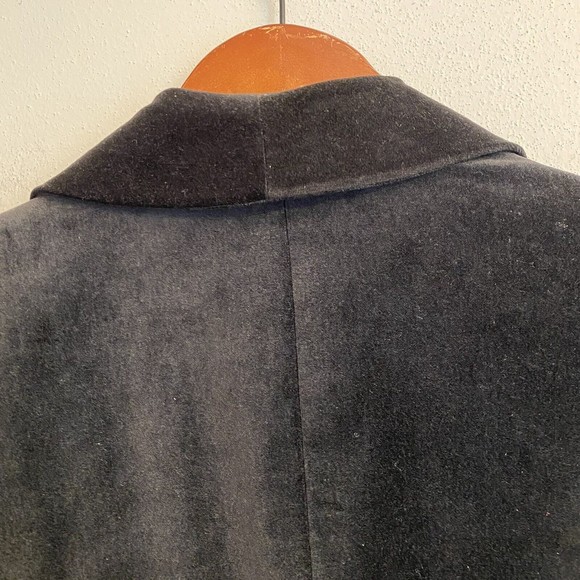 APOSTROPHE Luxury Is A State Of Mind Black Velvet Jacket Blazer Size 8 Petite - Picture 12 of 12